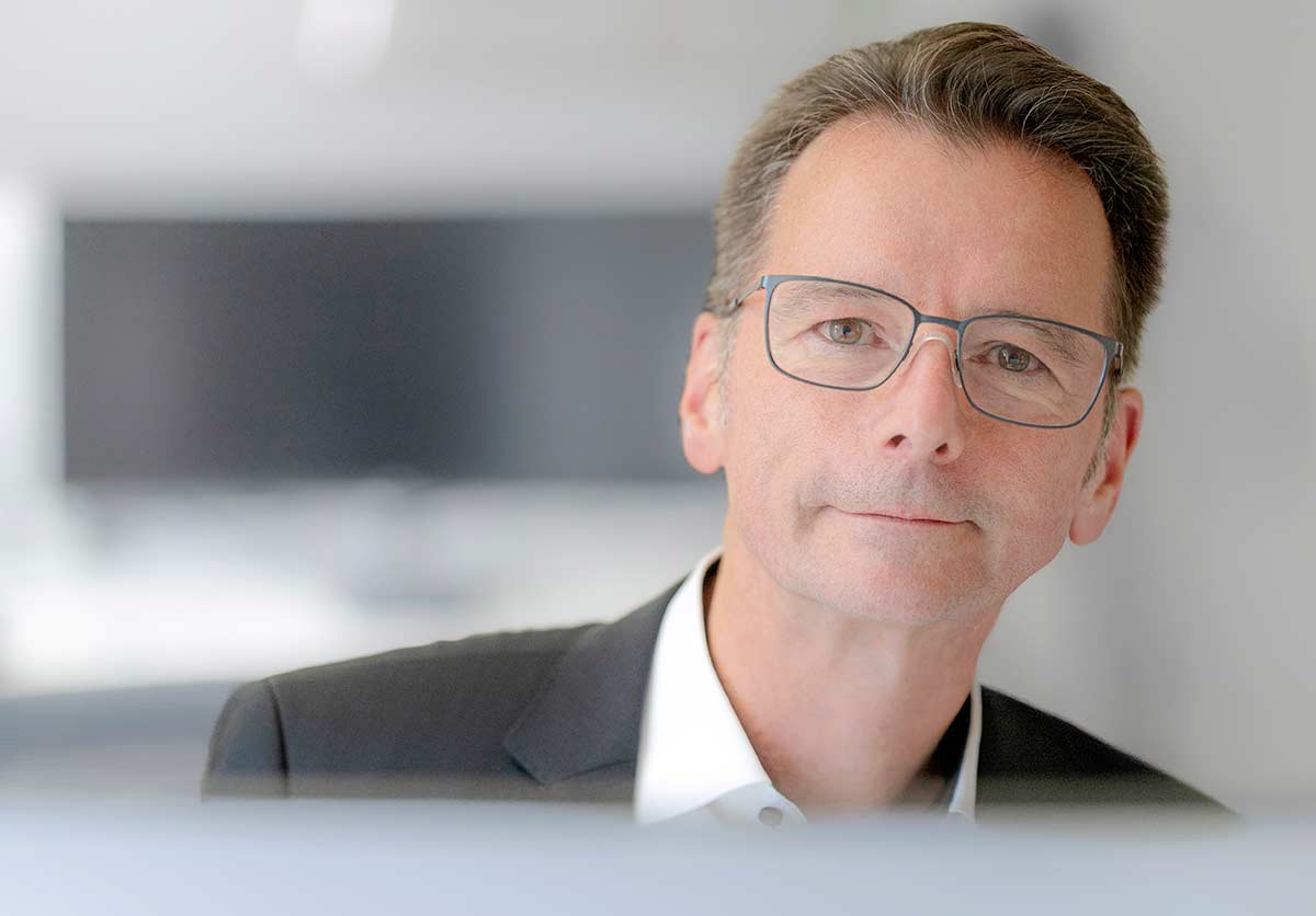 Portraitfoto Dr. Peter Landgraf
